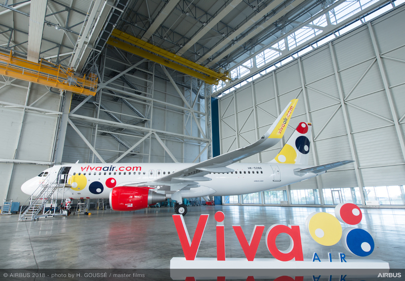 first-A320ceo-Viva-Air.jpg